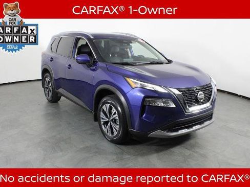 Certified 2021 Nissan Rogue SV w/ Premium Package FWD image 5