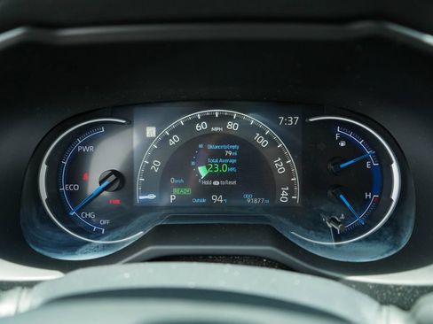 Used 2023 Toyota RAV4 LE AWD/4WD image 25