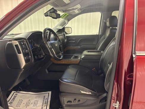Used 2017 Chevrolet Silverado 1500 High Country image 4