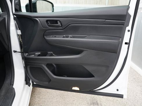 Used 2023 Honda Odyssey Sport image 31