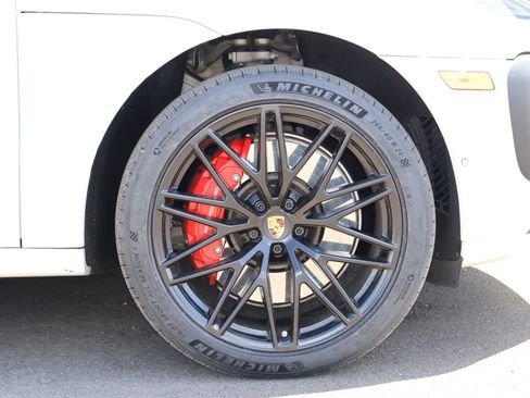 Certified 2022 Porsche Macan GTS AWD/4WD image 29