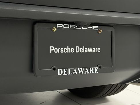 Certified 2023 Porsche Macan image 59
