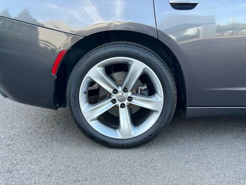 Used 2016 Dodge Charger R/T RWD image 9
