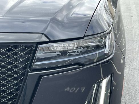 Certified 2022 Cadillac Escalade ESV Sport w/ Touring Package image 9