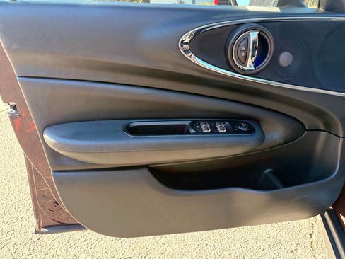 Used 2016 MINI Cooper Clubman image 21