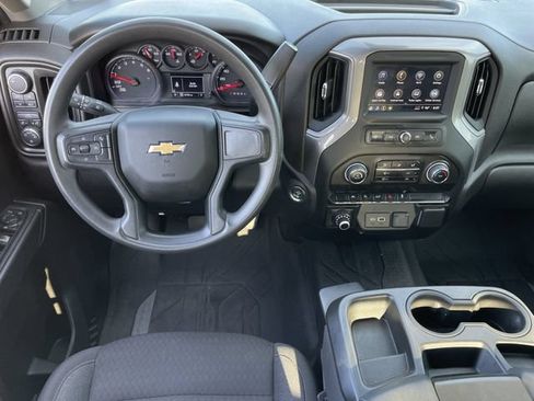 Used 2022 Chevrolet Silverado 1500 Custom w/ LPO, Dark Essentials Package AWD/4WD image 11
