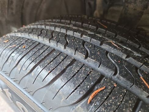 Used 2023 Toyota RAV4 XLE image 8