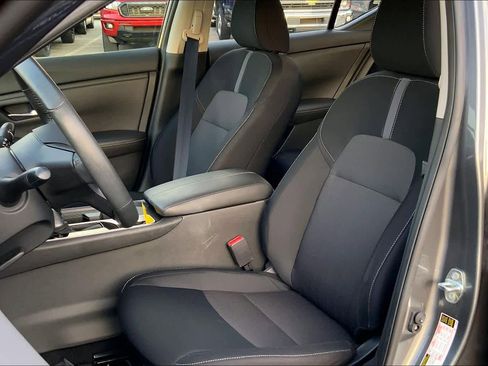 Used 2022 Nissan Sentra SV w/ All-Weather Package image 8