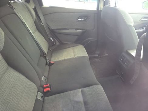 Used 2021 Nissan Rogue SV FWD image 5