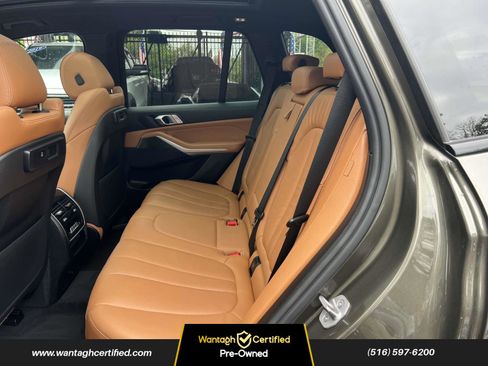 Used 2022 BMW X5 xDrive40i w/ M Sport Package image 12