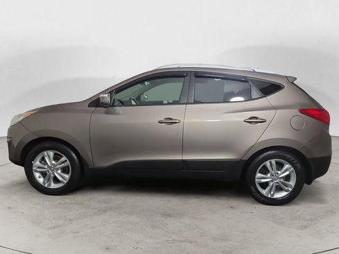Used 2012 Hyundai Tucson GLS image 2