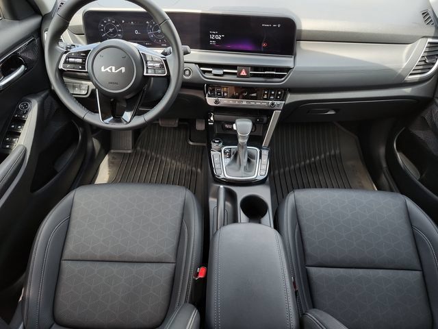 Certified 2025 Kia Seltos EX w/ EX Sunroof Package AWD/4WD image 14