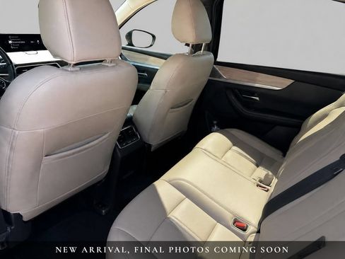 Used 2024 MAZDA CX-90 3.3 Turbo w/ Preferred Plus AWD/4WD image 11