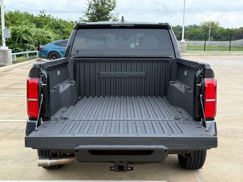 Used 2026 Toyota Tacoma SR5 RWD image 27