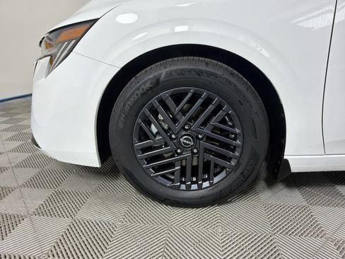 New 2026 Nissan Sentra SV w/ SV Convenience Package FWD image 10