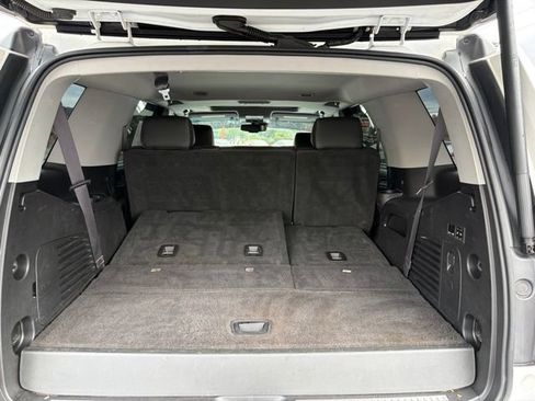 Used 2016 Chevrolet Tahoe LT w/ Luxury Package AWD/4WD image 10