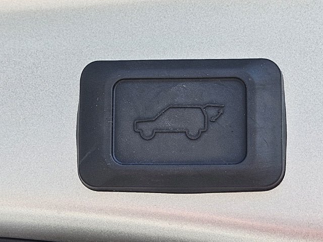 Used 2025 Toyota RAV4 XLE AWD/4WD image 35
