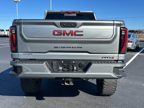 Used 2024 GMC Sierra 2500 AT4 w/ AT4 Premium Plus Package image 11