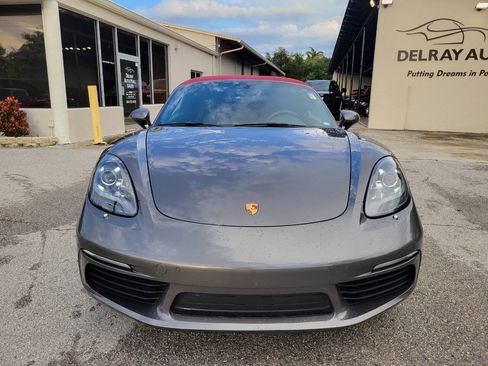 Used 2023 Porsche 718 Boxster RWD image 3