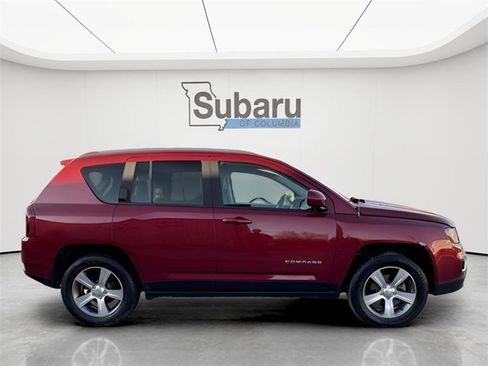 Used 2016 Jeep Compass High Altitude image 8