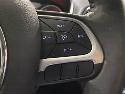 Used 2018 Jeep Compass Limited w/ Navigation Group AWD/4WD image 12