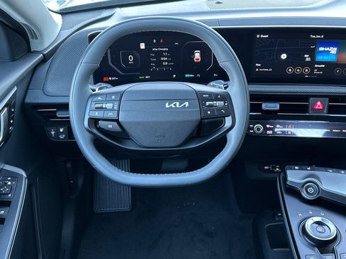 New 2025 Kia EV6 Wind image 14