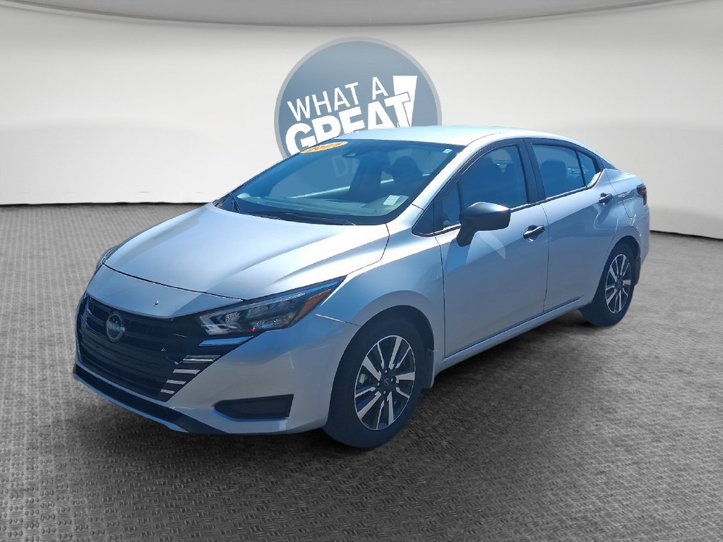 Used 2025 Nissan Versa S w/ S Plus Package FWD image 8