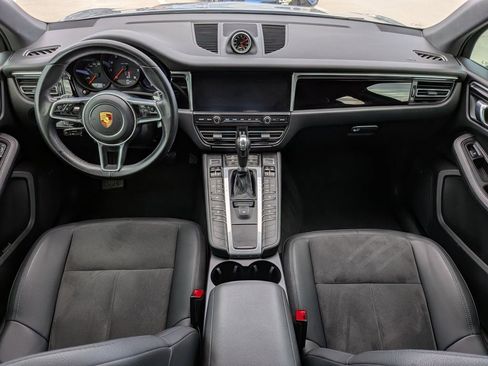 Used 2021 Porsche Macan AWD/4WD image 28