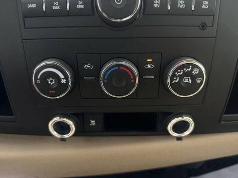 Used 2009 Chevrolet Silverado 1500 LT w/ Power Pack Plus RWD image 18