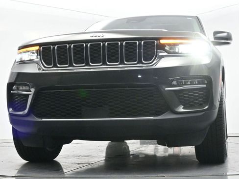 Used 2023 Jeep Grand Cherokee 4WD 4xe image 48