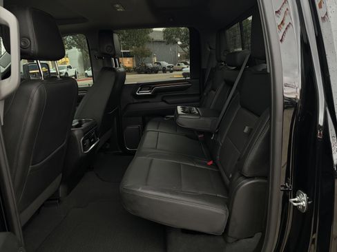 Used 2025 GMC Sierra 3500 Denali w/ Denali Reserve Package AWD/4WD image 15