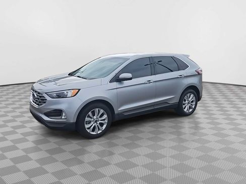 Used 2022 Ford Edge Titanium AWD/4WD image 4