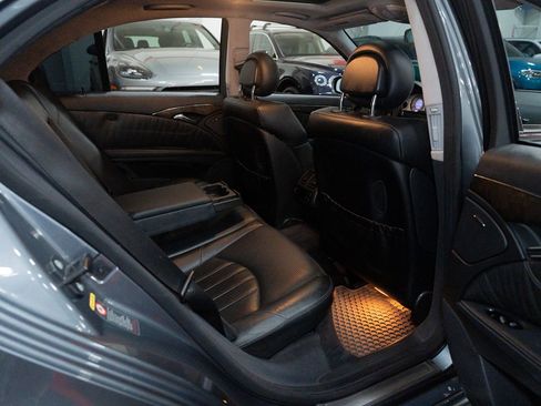 Used 2005 Mercedes-Benz E 55 AMG Sedan image 32