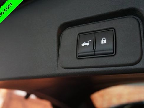 Certified 2023 Nissan Rogue Platinum image 46