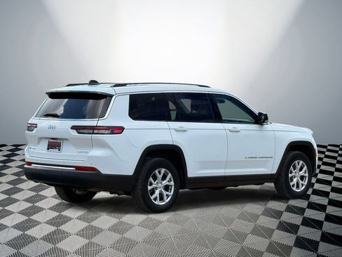 Used 2022 Jeep Grand Cherokee L Limited AWD/4WD image 6