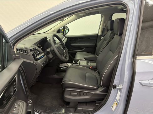 New 2026 Honda Odyssey Elite image 9