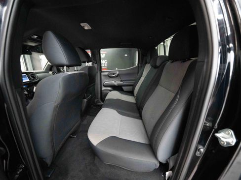 Used 2023 Toyota Tacoma TRD Sport w/ Advanced Technology Package image 23