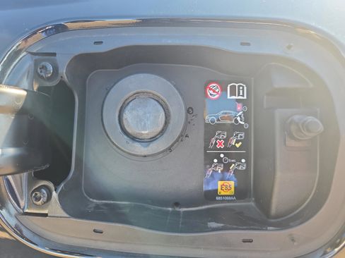 Used 2023 Dodge Charger Scat Pack image 9