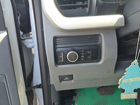 Used 2023 Ford F250 XL w/ Snow Plow Prep Package image 15