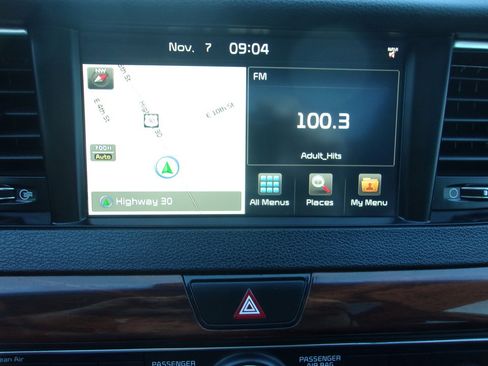Used 2018 Kia Cadenza Technology image 20