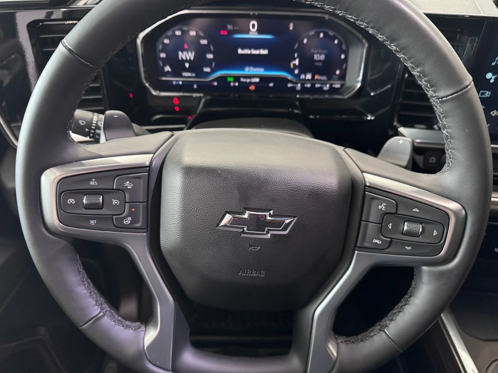 Certified 2025 Chevrolet Silverado 1500 RST AWD/4WD image 16