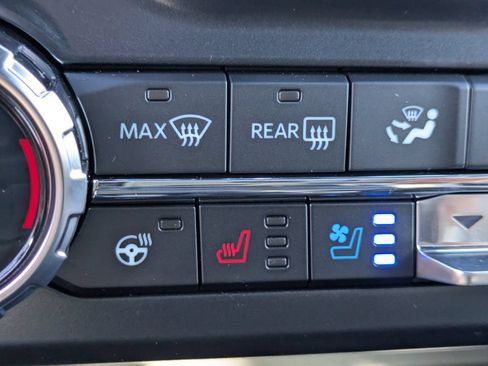 New 2026 Ford F250 Platinum w/ Tremor Off-Road Package AWD/4WD image 26