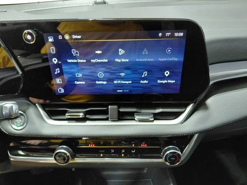Used 2026 Chevrolet Equinox LT AWD/4WD image 26