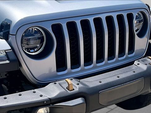 Used 2022 Jeep Wrangler Unlimited Rubicon AWD/4WD image 42