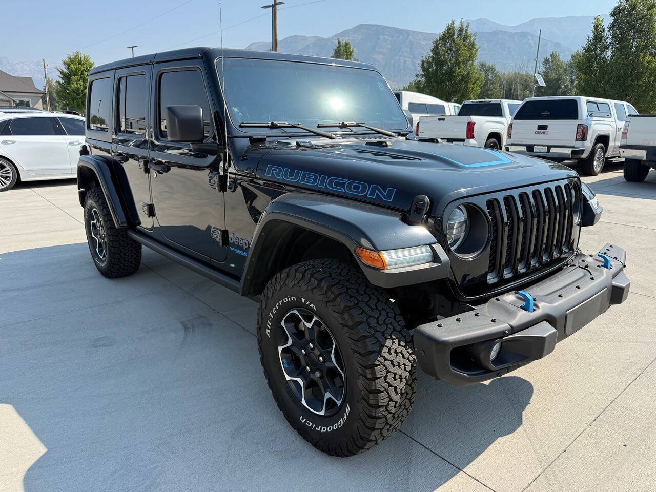 Used 2022 Jeep Wrangler Unlimited Rubicon 4xe w/ Steel Bumper Group AWD/4WD image 1