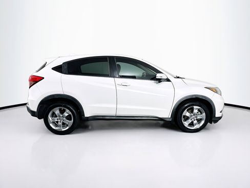 Used 2016 Honda HR-V EX image 10