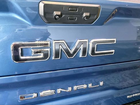 Used 2024 GMC Sierra 1500 Denali Ultimate AWD/4WD image 32