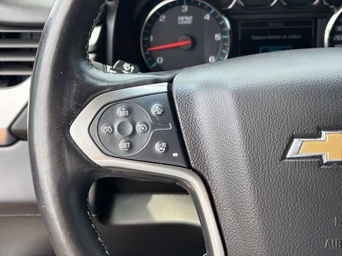 Used 2019 Chevrolet Tahoe LT w/ Luxury Package RWD image 12