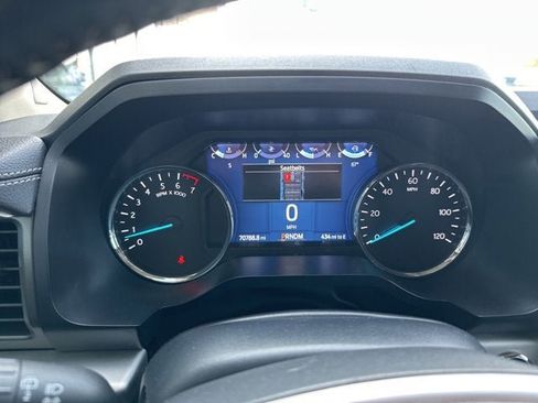 Used 2023 Ford Expedition Max XLT image 16