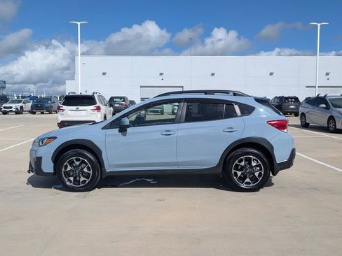 Used 2020 Subaru Crosstrek 2.0i Premium w/ Moonroof Package 1 AWD/4WD image 3